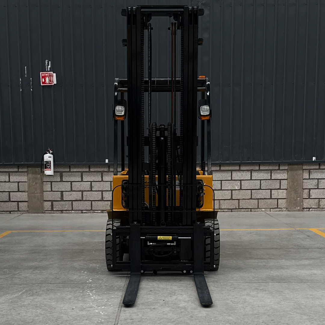 Montacargas Eléctrico 2.5 ton 6 mts B-LITIO