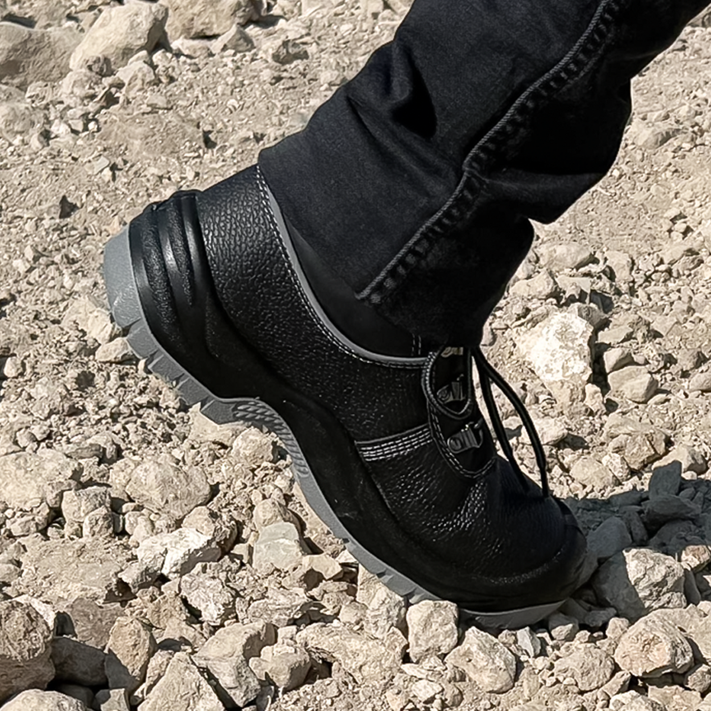 Bota de Seguridad Industrial Vaultex con Casquillo de Acero